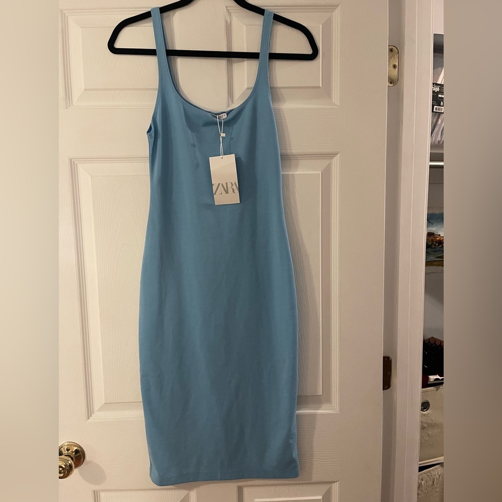 NWT Zara blue fitted midi dress size US women’s medium.
